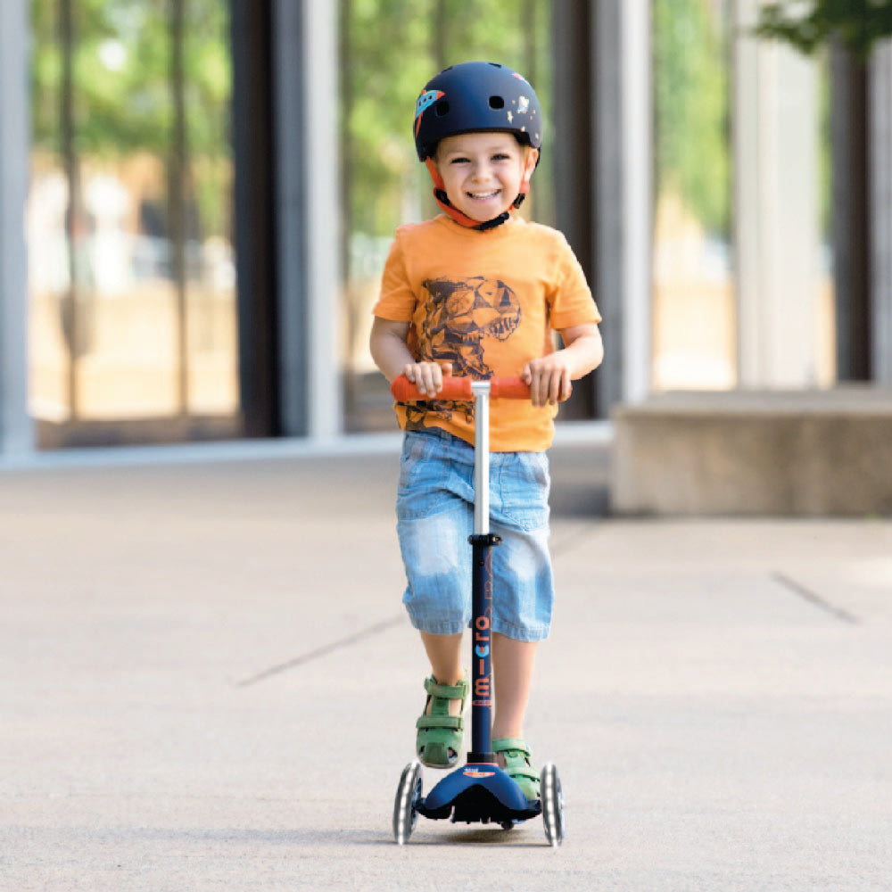 Scooter Micro Mini Deluxe LED Azul