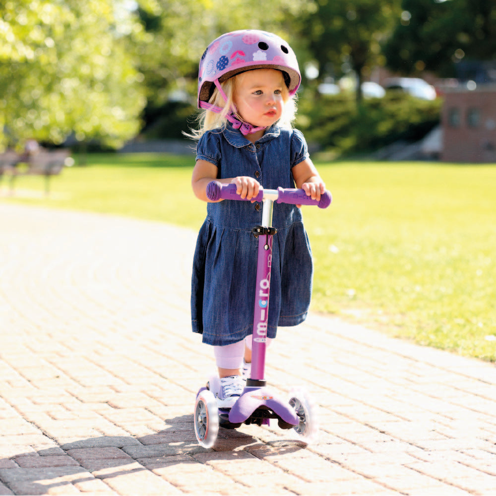 Scooter Micro Mini Deluxe LED Morado